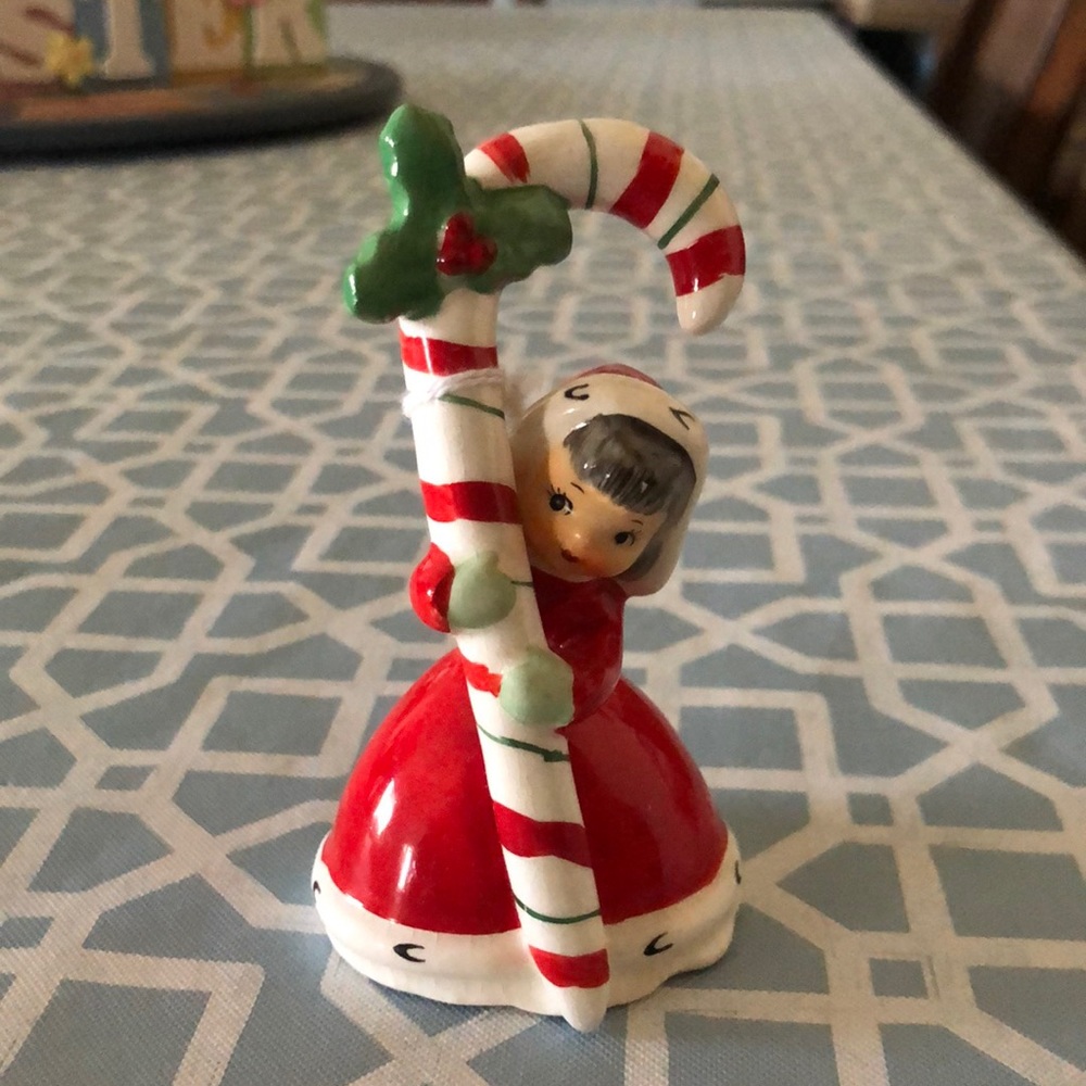 Adorable little Christmas figurines